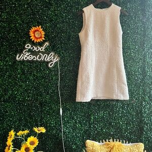 H&M Womens Sleeveless Tweed Shift Dress Size Medium Cream Sleeveless Classic